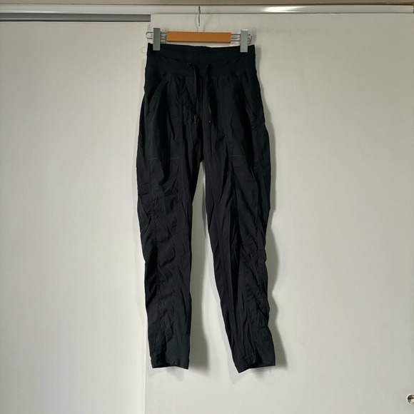 Lululemon Street To Studio Pant in Black - Picture 2 of 8